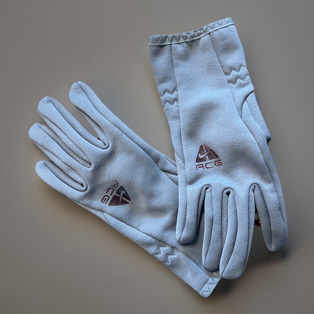 Vtg Nike ACG Women's Gray Winter Gloves. Pre-Owned Small